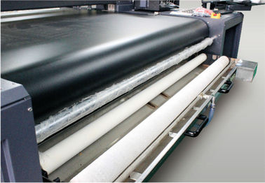 China Impresora multicolora del chorro de tinta de la tela de Digitaces con el calentador del papel de aluminio distribuidor